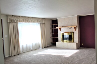 1161 NE 9th St, Grants Pass, OR 97526 - photo 4