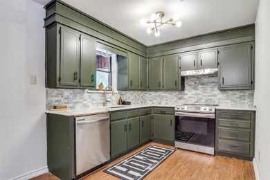 302 W Hale Ave, Decatur, TX 76234 - photo 5