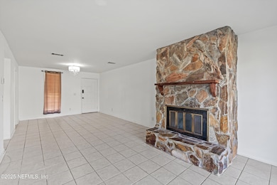 06-Living Area