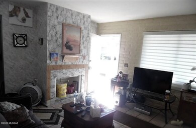 2442 N Geronimo Ave, Tucson, AZ 85705 - photo 4