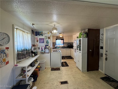 7443 Spillway Rd unit 32, Lisbon, OH 44432 - photo 4