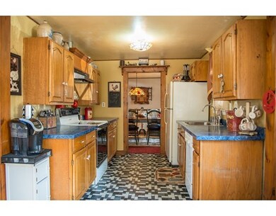 123 Oak St, Randolph, MA 02368 - photo 4