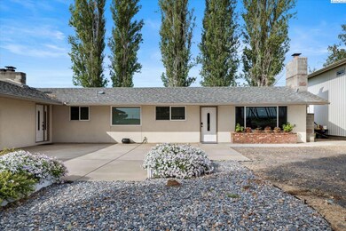36402 N Case Rd, Prosser, WA 99350 - photo 4