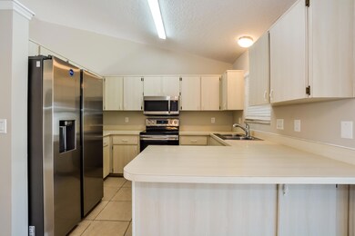 005-photo-kitchen-10553447