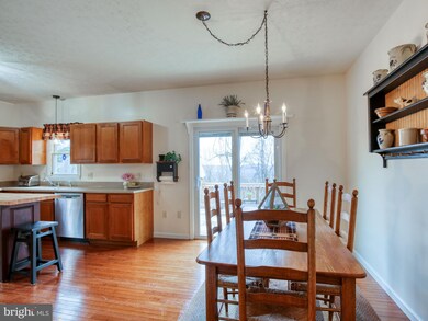 520 Reynolds Rd, Cross Junction, VA 22625 - photo 7