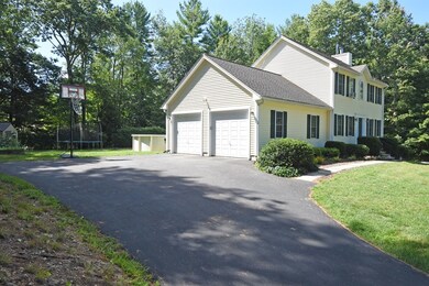 36 Chicopee Dr, Hubbardston, MA 01452 - photo 5