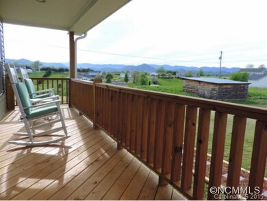 40 Frank Lawson Ln, Leicester, NC 28748 - photo 3