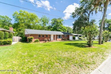1027 Brookmont Ave E, Jacksonville, FL 32211 - photo 4