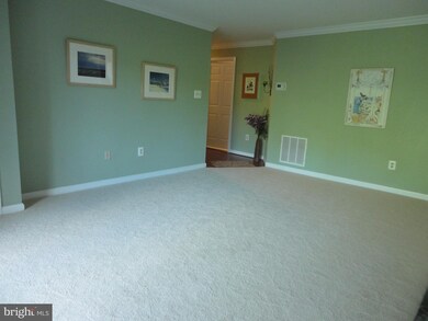 103 Timberbrook Ln unit 202, Gaithersburg, MD 20878 - photo 5