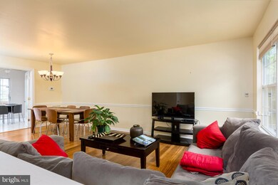 7405 Flag Harbor Dr, District Heights, MD 20747 - photo 5