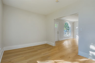 603 W Pembroke Ave, Dallas, TX 75208 - photo 6