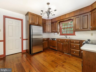 801 Scholl Rd, Pottstown, PA 19465 - photo 4