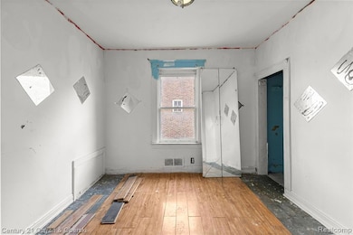 62 E Cicotte St, River Rouge, MI 48218 - photo 7