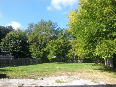 325 N Mlk, Lansing, MI 48915 - photo 4