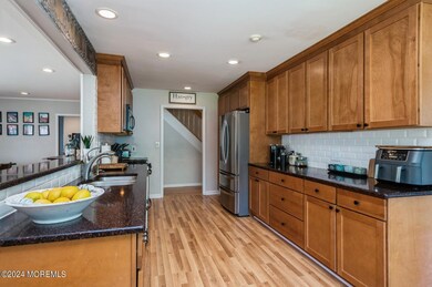 06_24AlexaPl_5_Kitchen_Large