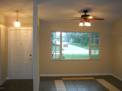 Entryway view