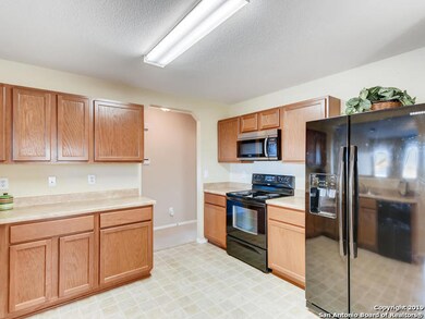 3815 Arrowwood Bend, San Antonio, TX 78261 - photo 7