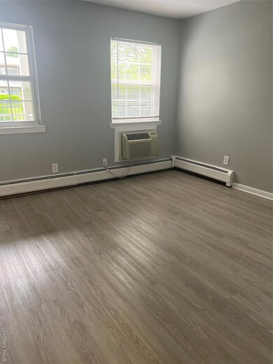 unlisted-address, Central Islip, NY 11722 - photo 6