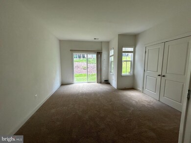 212 Shamrock Dr unit 3095, Stafford, VA 22556 - photo 4