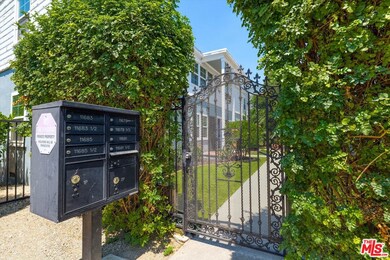 11683 Chandler Blvd unit 11685 1/2, North Hollywood, CA 91601 - photo 3