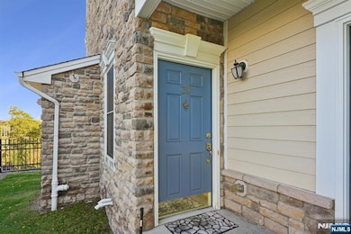 39 Forshee Cir, Montvale, NJ 07645 - photo 3