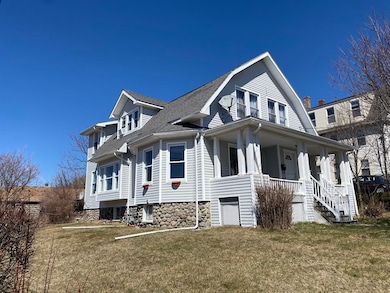 29 Fales St, Worcester, MA 01606 - photo 3