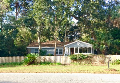 19 27th Ave