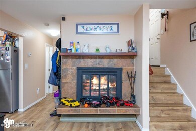 06-Unit A Living Room-ELKO6071