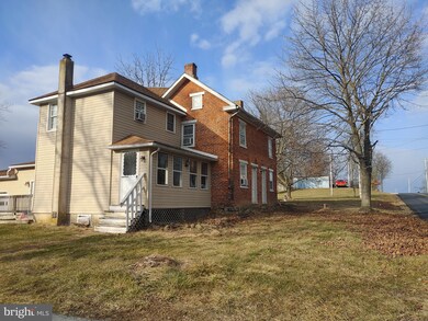 306 Belmont Rd unit 2, Gettysburg, PA 17325 - photo 3