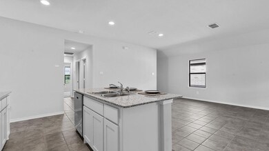 336 Bronze Cir E, Springtown, TX 76082 - photo 6