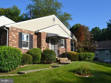 15034 Laurel Oaks Ln, Laurel, MD 20707 - photo 2