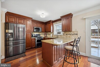 634 Kenney Ln, Brookhaven, PA 19015 - photo 5