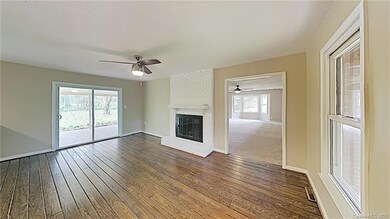 300 Brookmeade Dr, Statesville, NC 28625 - photo 4