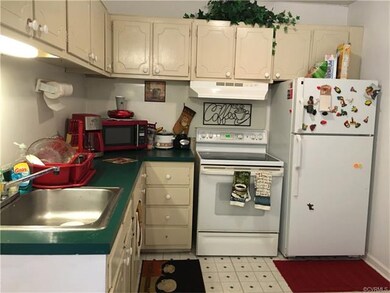 Kitchen and appliances