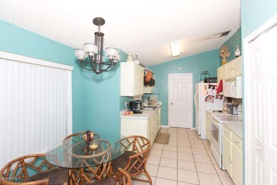 1171 Schumann - Kitchen