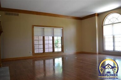 3806 SW Clarion Park Dr, Topeka, KS 66610 - photo 7