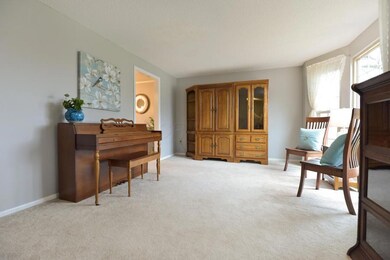 2047 Clayborn Ct-2
