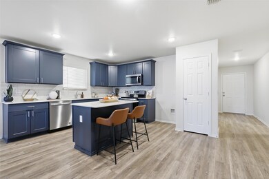 4540 Benham Dr, Crowley, TX 76036 - photo 7