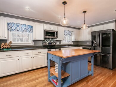 14 Biscayne Pkwy, Nashua, NH 03064 - photo 6