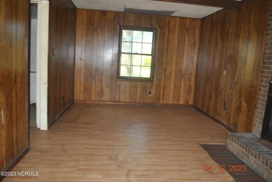 509 W Springhill Terrace, Jacksonville, NC 28546 - photo 6