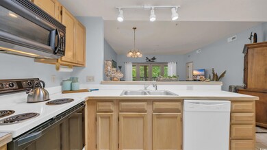 1221 Tidewater Dr unit 122 Teal Lake Villag, North Myrtle Beach, SC 29582 - photo 6