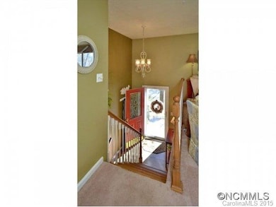 149 Wendy Ln, Hendersonville, NC 28792 - photo 2