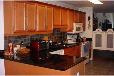 55 Lebeaux Dr, Shrewsbury, MA 01545 - photo 2