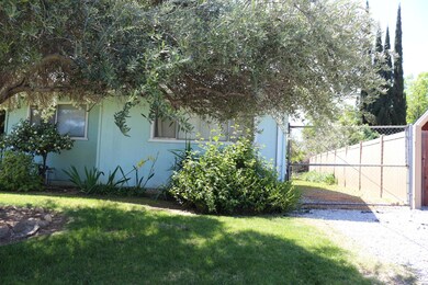 2655 Wilson Ave, Redding, CA 96002 - photo 4