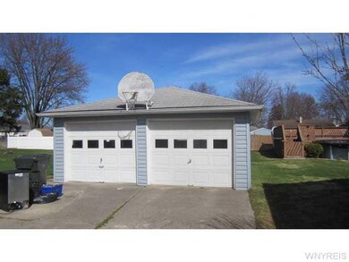 1457 Master St, North Tonawanda, NY 14120 - photo 3