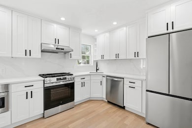 13 Shore Rd, Hampton Bays, NY 11946 - photo 3