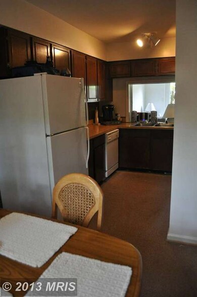 8398 Forrester Blvd unit 556, Springfield, VA 22152 - photo 7