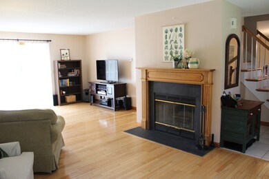 823 Little Rest Rd, Warren, MA 01083 - photo 5