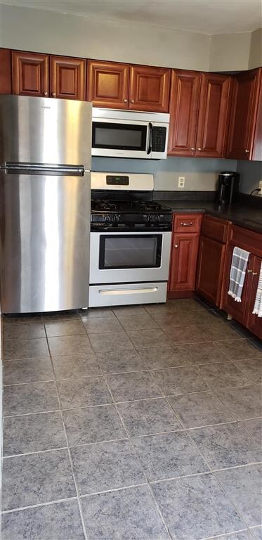 630 Peoria St, Lincoln, IL 62656 - photo 6