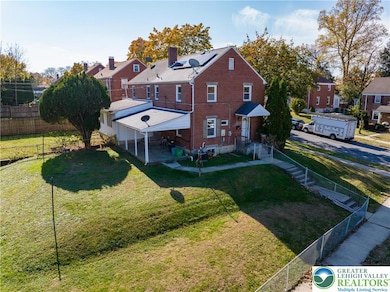 1604 Coronado St, Allentown, PA 18103 - photo 4